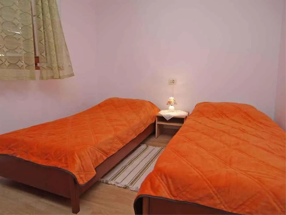 Apartments In Veli Losinj 14928