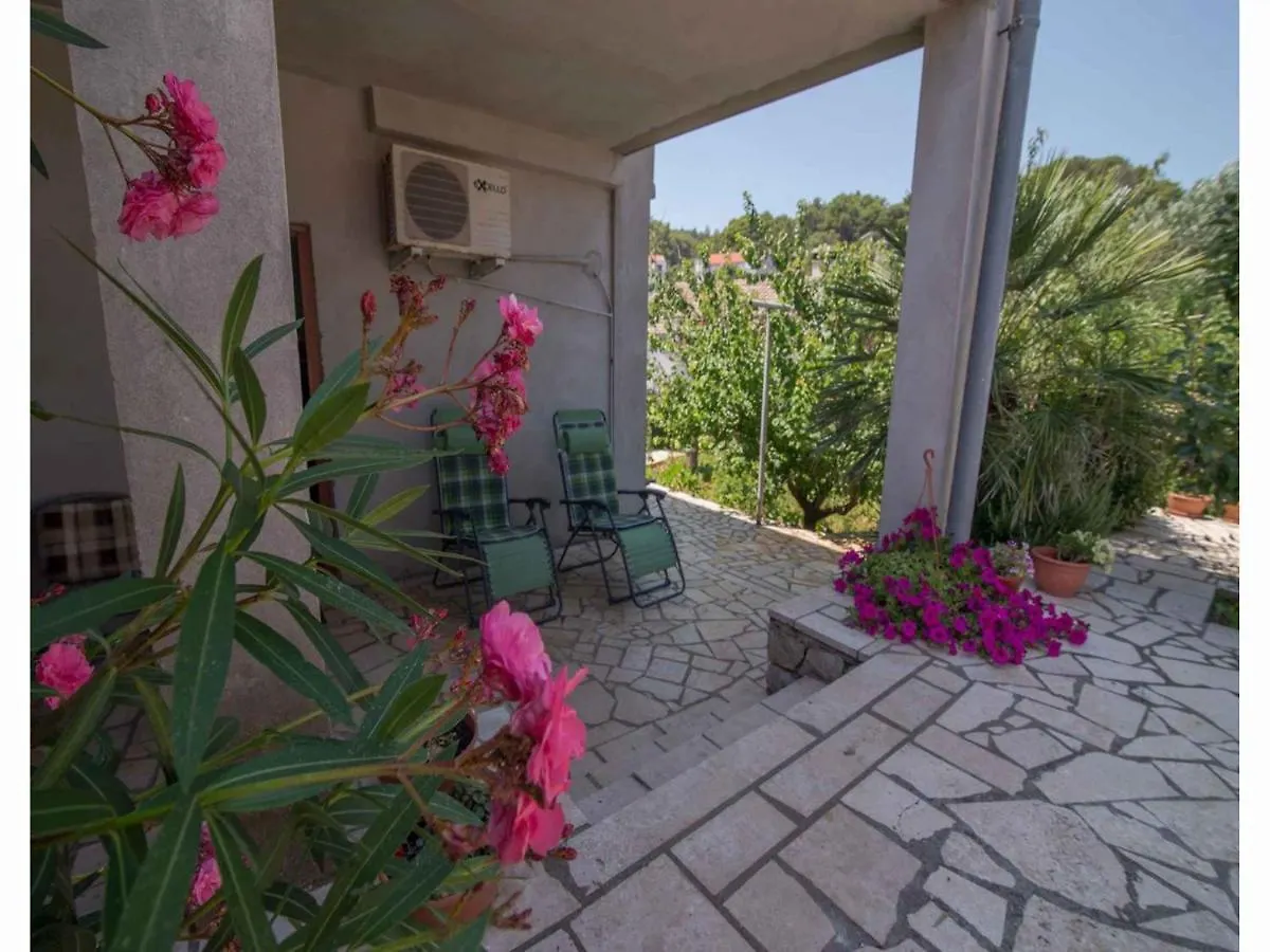 Apartments In Veli Losinj 14928