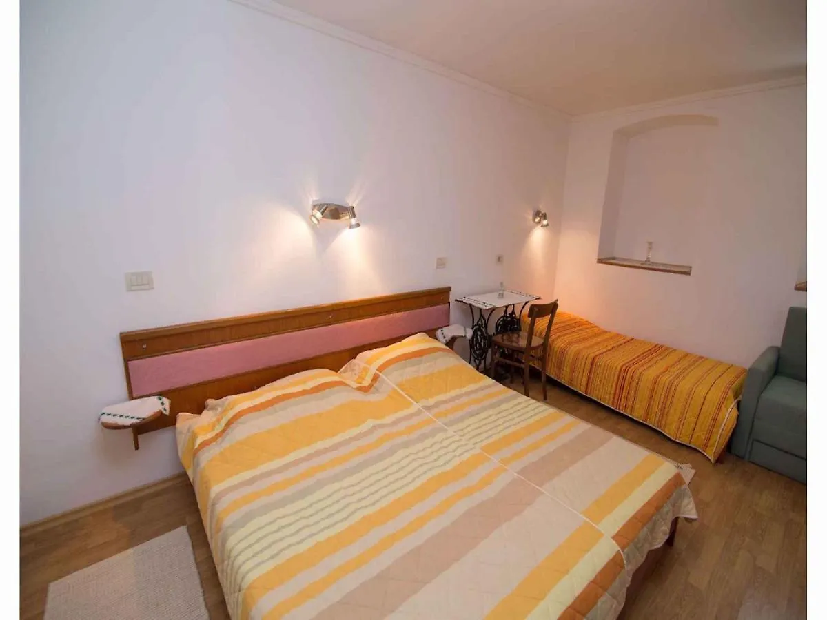 Apartments In Veli Losinj 14928 Croatia