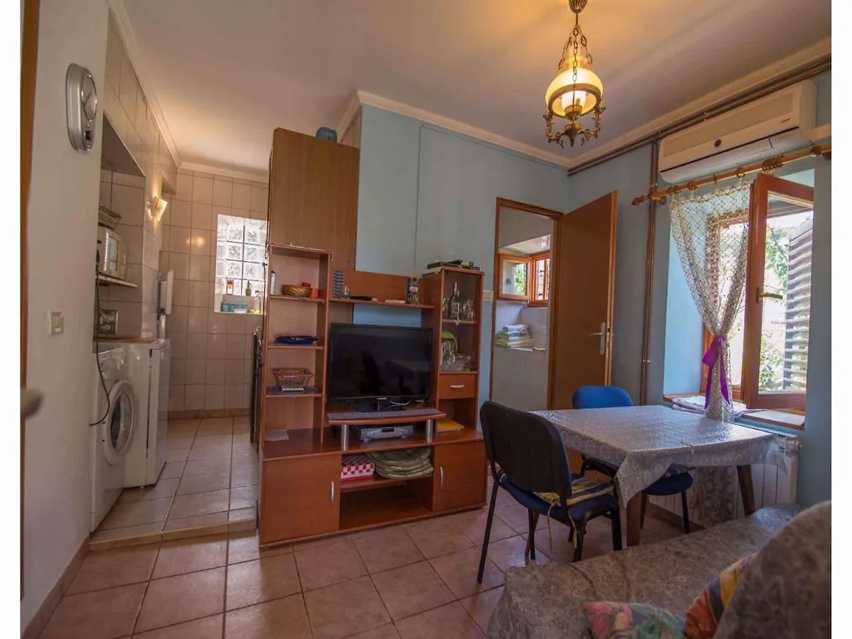 Apartments In Veli Losinj 14928 Croatia