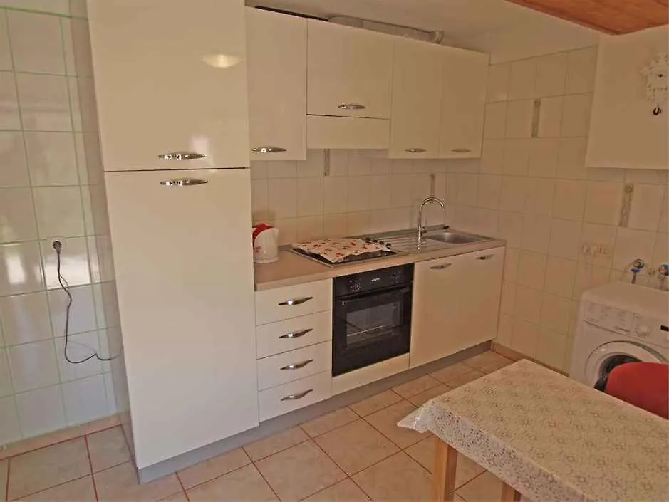 Apartments In Veli Losinj 14928